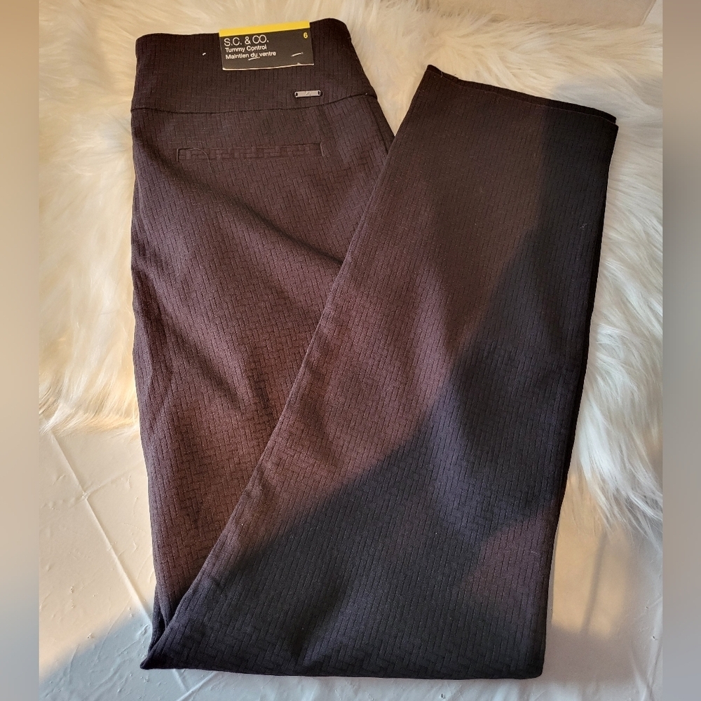 NEW Women Pull Up Black Pants Size 6 (28) - Picture 1 of 3